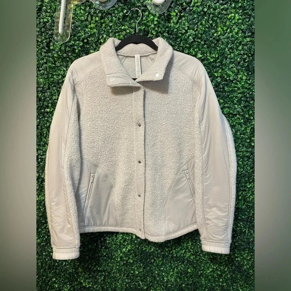 Lululemon Go Cozy Jacket in Heathered Ceramic - Size 10 - Picture 5 of 14